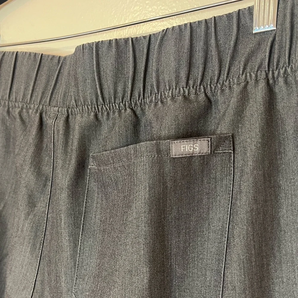 FIGS Mens Cargo Pants